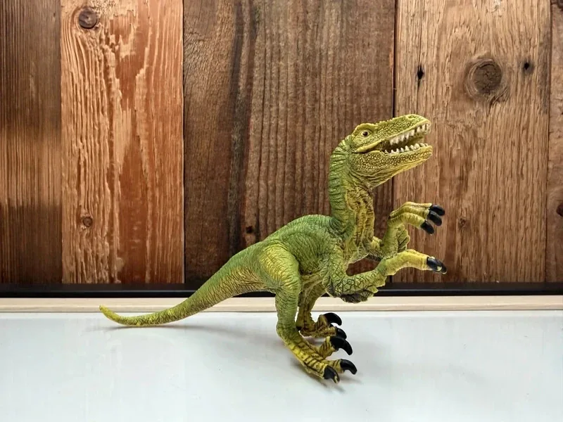 Schleich Dinosaurs Velociraptor (14585)