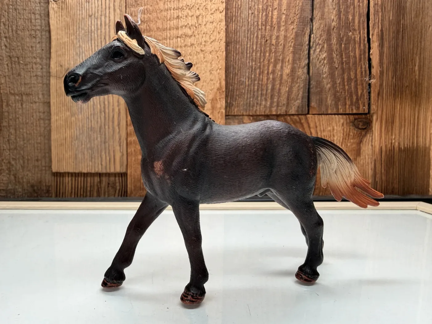 Schleich Mustang Hengst