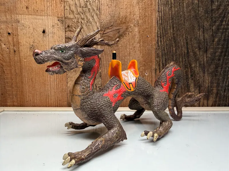 Papo Draak van de Rijzende Zon