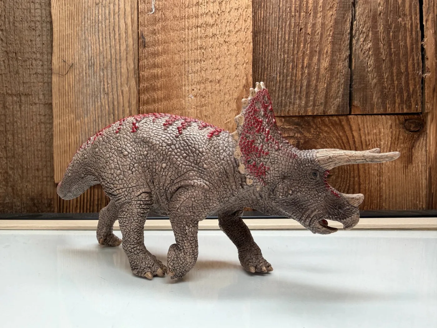 Schleich Dinosaurs Triceratops (15000)