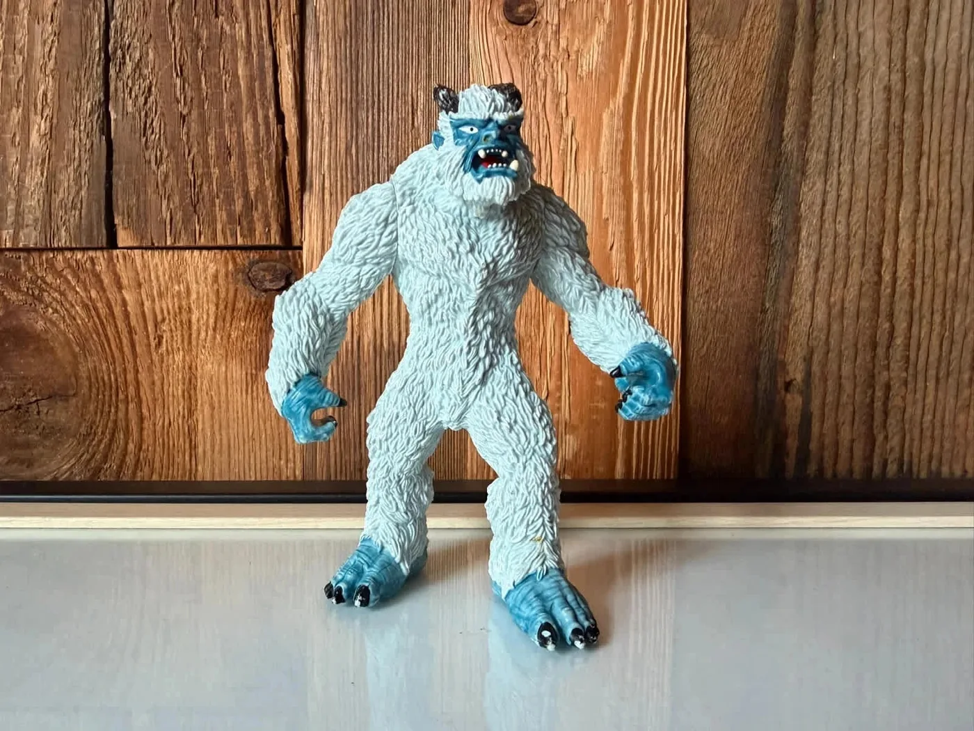 Schleich Ijsmonster met wapen