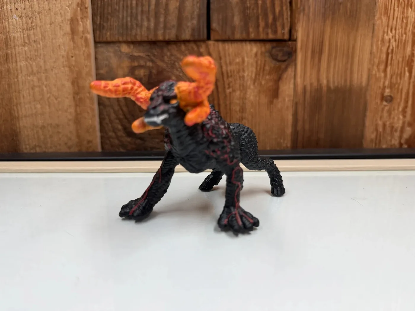 Schleich Mini Rotsbeest (McDonald's 008)