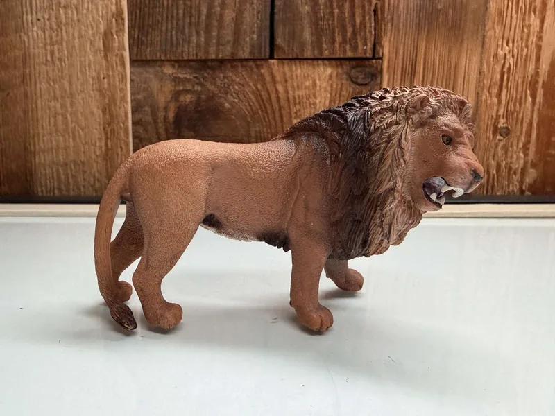 Schleich Wild Life Leeuw Brullend (14726)