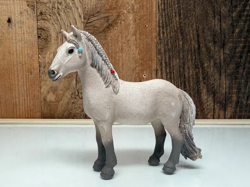 Schleich Horse Club IJslandse Merrie (42430)