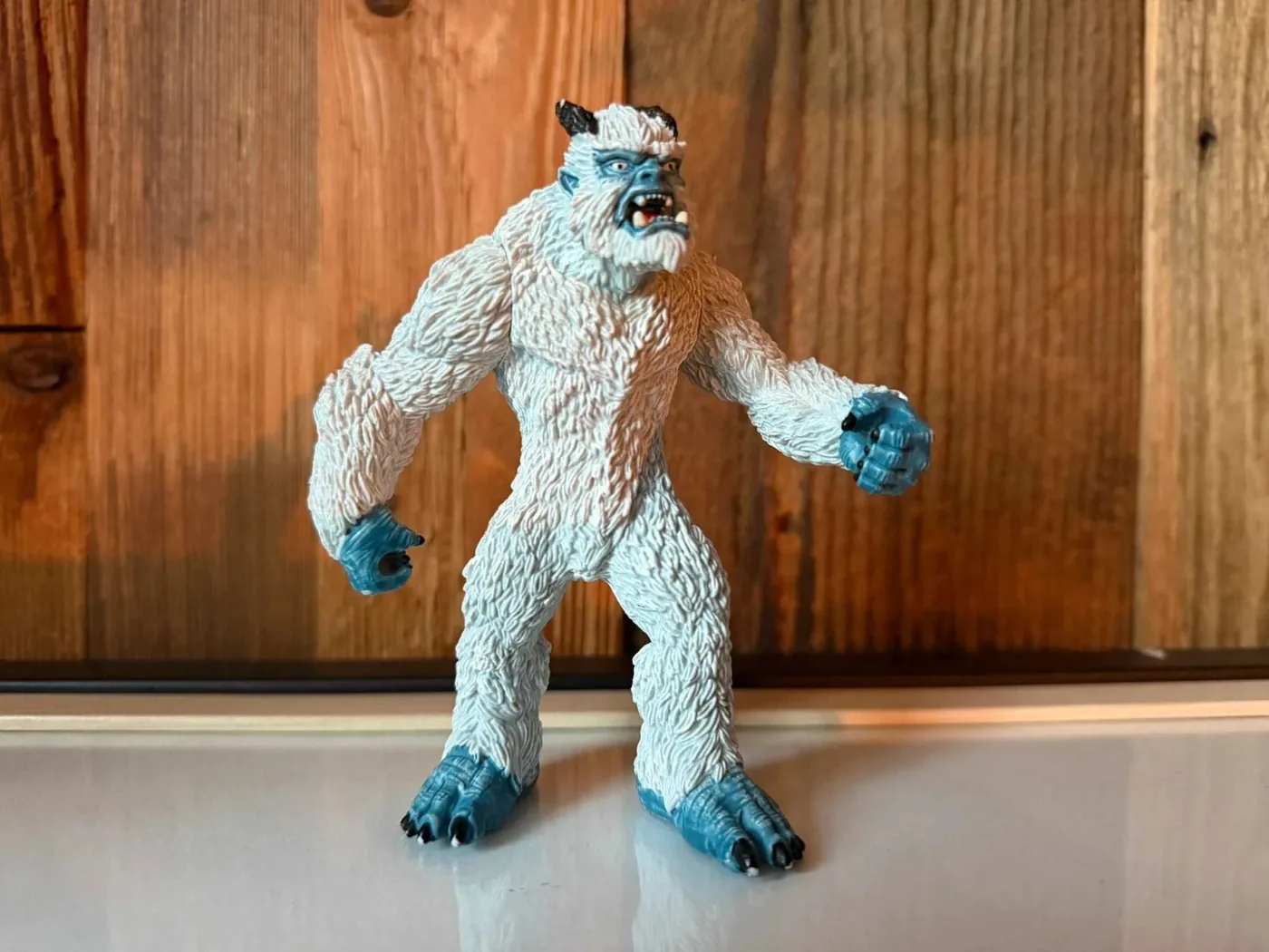 Schleich Ijsmonster met wapen