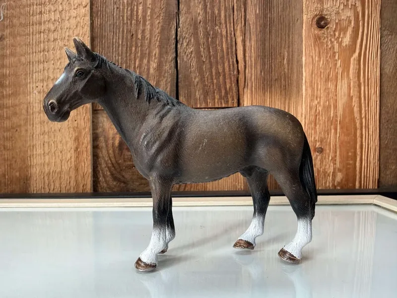 Schleich Horse Club Hannoveraan Hengst (13649)