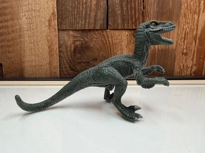 Schleich Velociraptor (McDonald's 016)