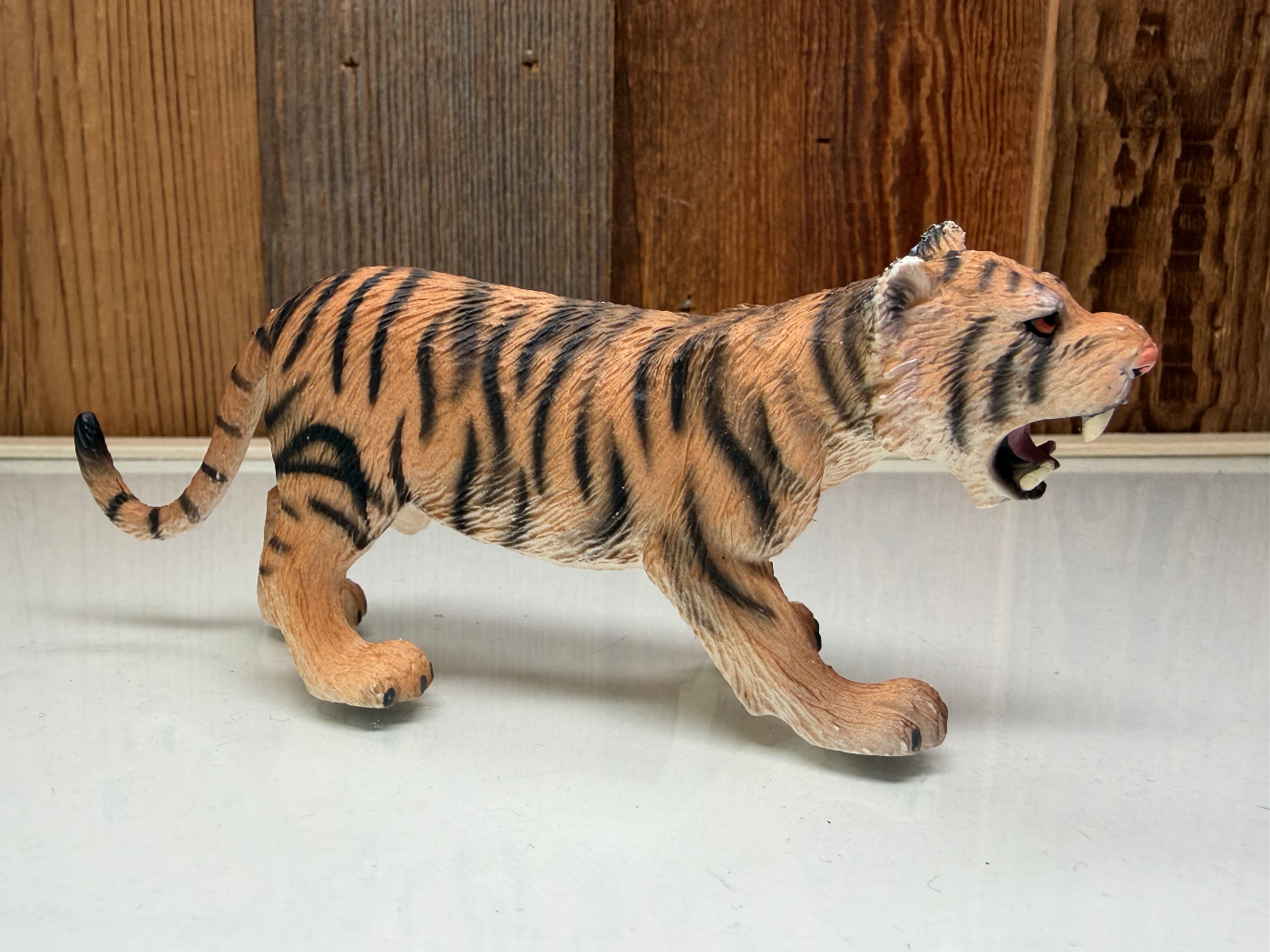 Papo Wild Life Brullende Tijger (50182)