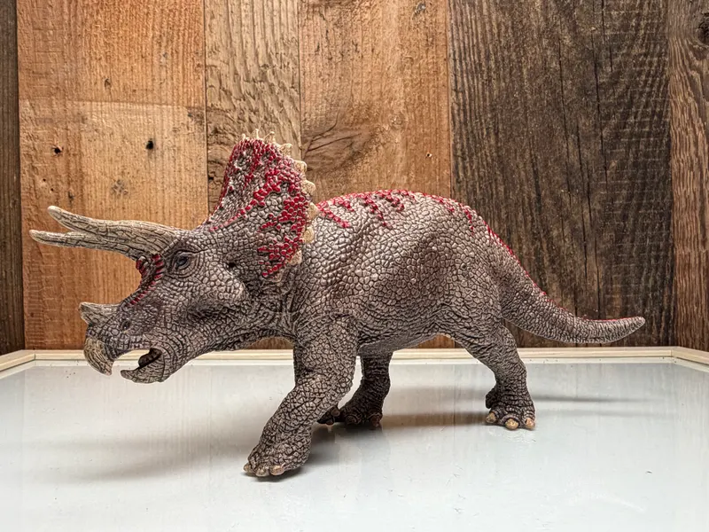 Schleich Dinosaurs Triceratops (15000)