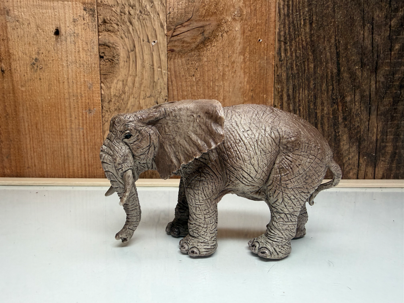 Schleich Wild Life Afrikaanse Olifant Vrouwtje (14761)