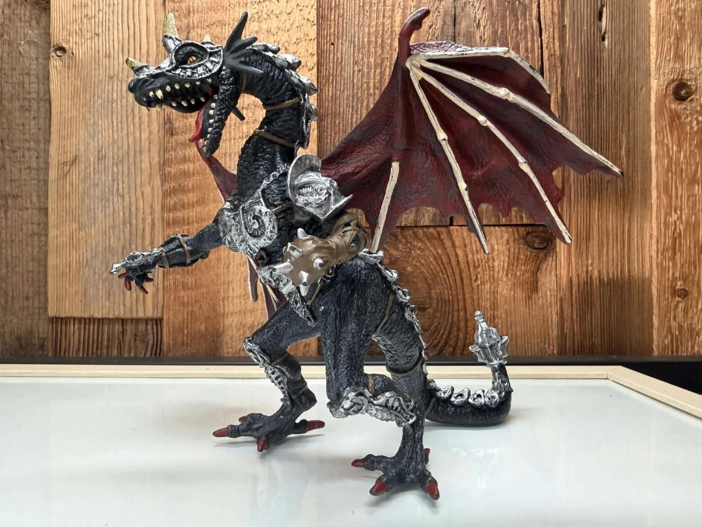 Plastoy Fantasy Figure Grand Dragon (60243)