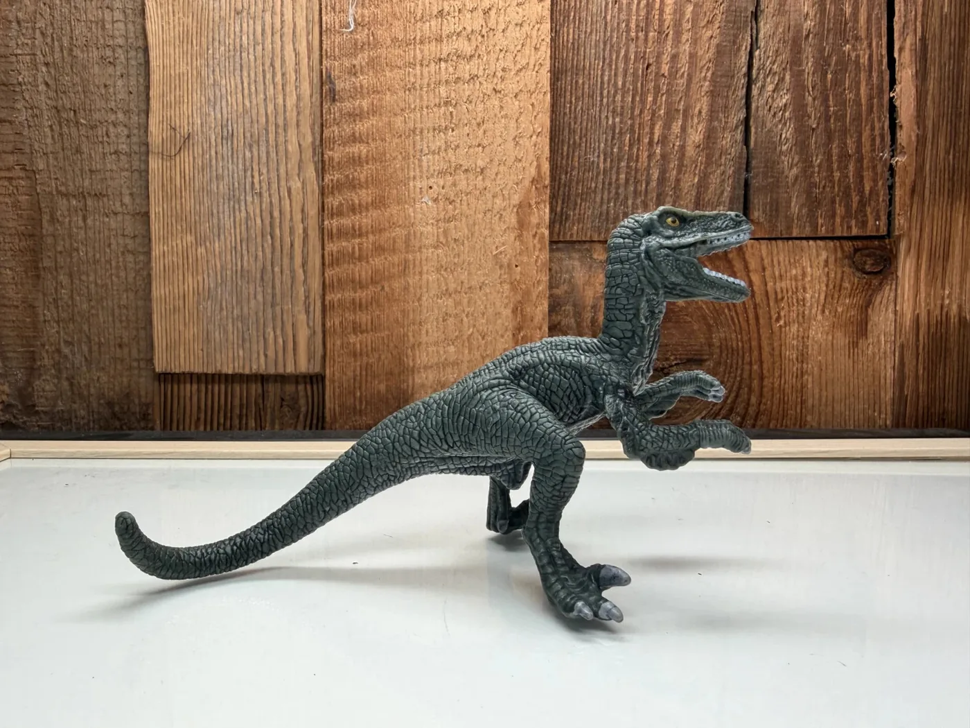 Schleich Velociraptor (McDonald's 016)