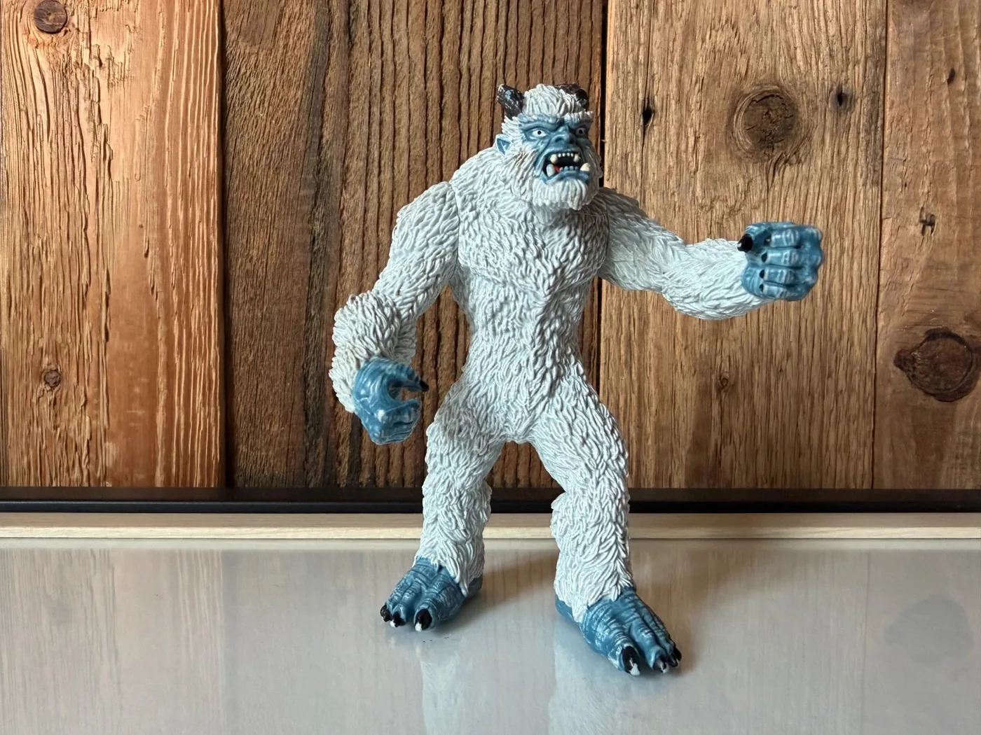 Schleich Eldrador Ijsmonster met wapen (42448)