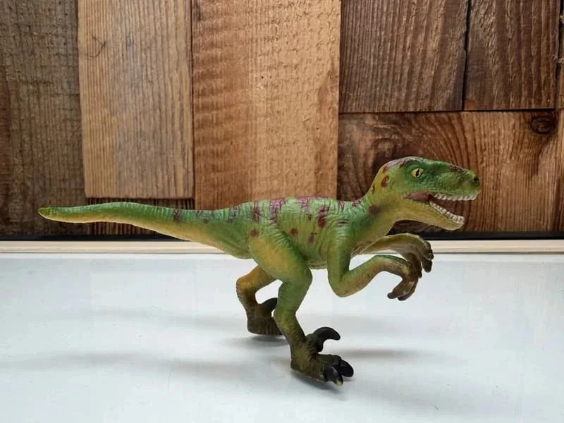 Schleich Dinosaurs Velociraptor (14509)