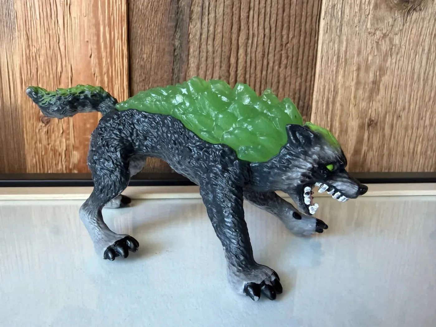 Schleich Eldrador Granieten Wolf (70153)