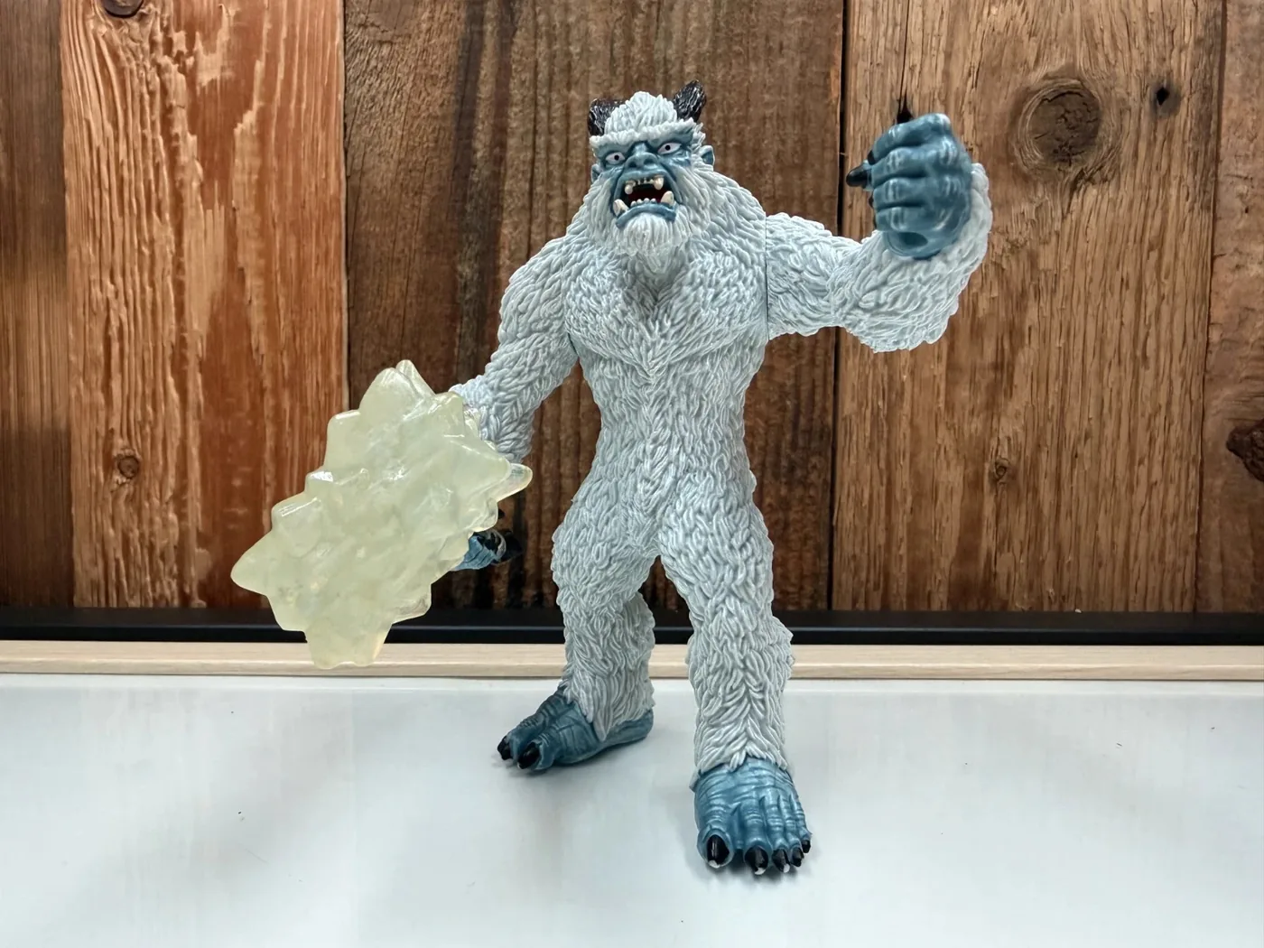 Schleich Ijsmonster met wapen