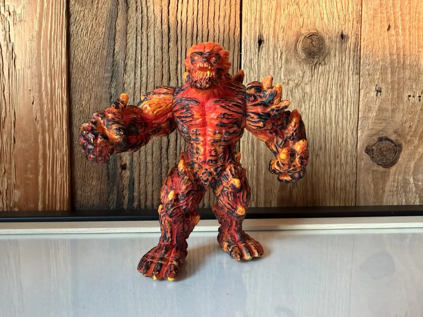Schleich Eldrador Lavagolem met wapen (42447)