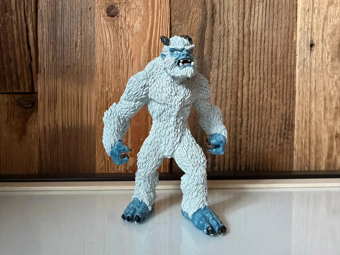Schleich Ijsmonster met wapen