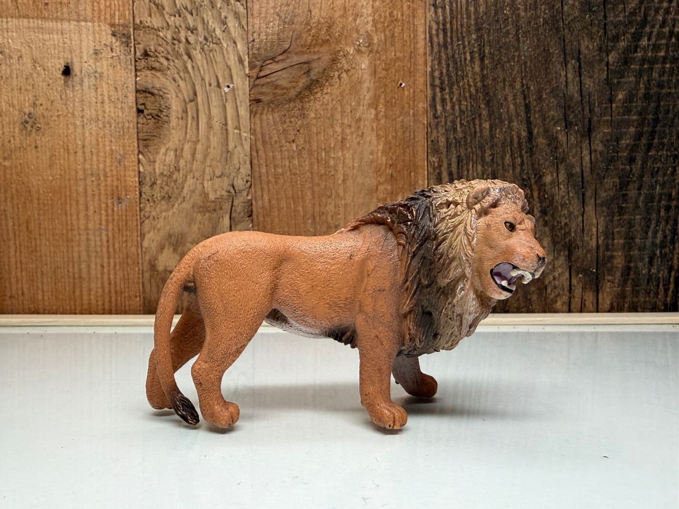 Schleich Wild Life Leeuw Brullend (14726)