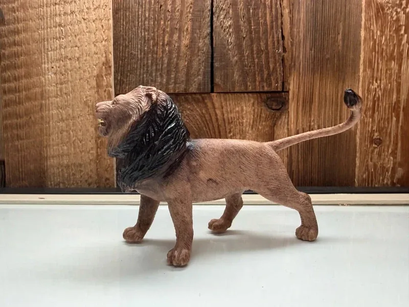 Papo Wild Life Brullende Leeuw (50157)