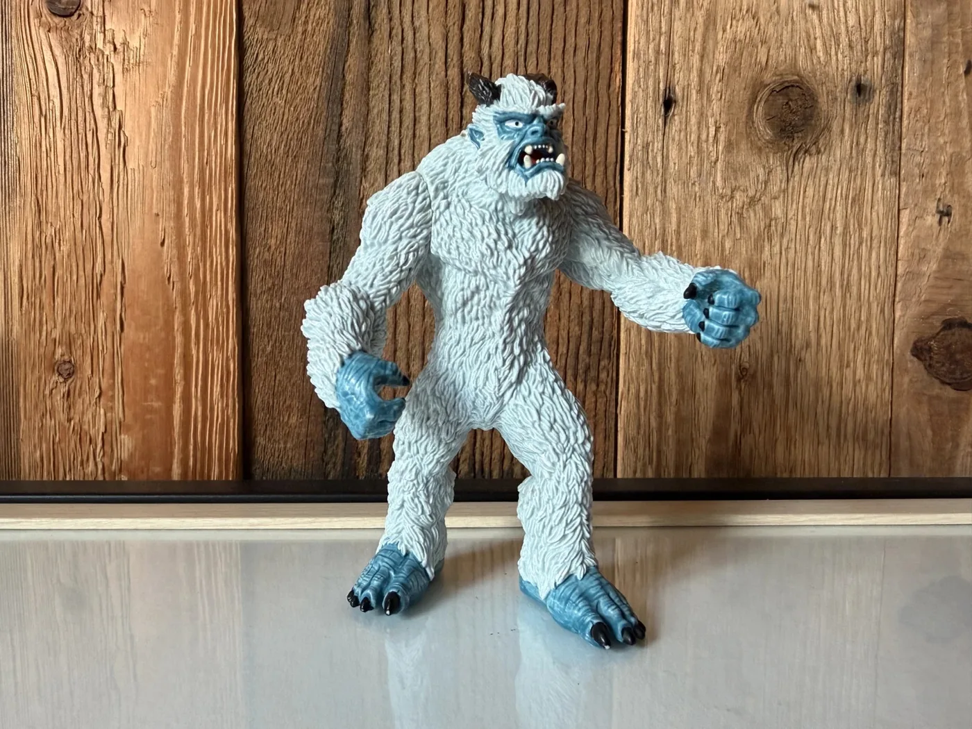 Schleich Eldrador Ijsmonster met wapen (42448)