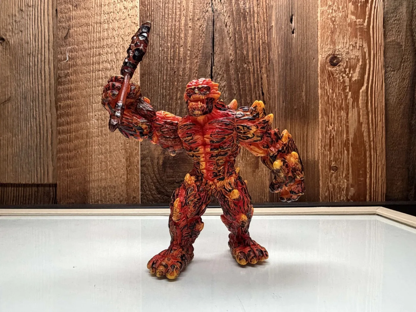 Schleich Lavagolem met wapen