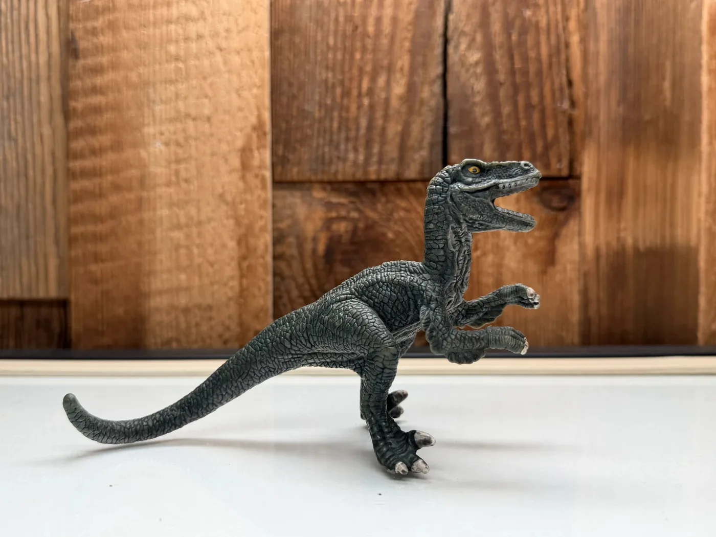 Schleich Dinosaurs Velociraptor (McDonald's 016)