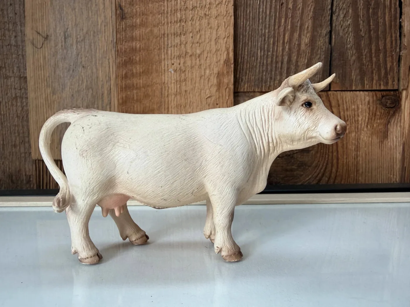 Schleich Farm World Charolais Koe (13610)