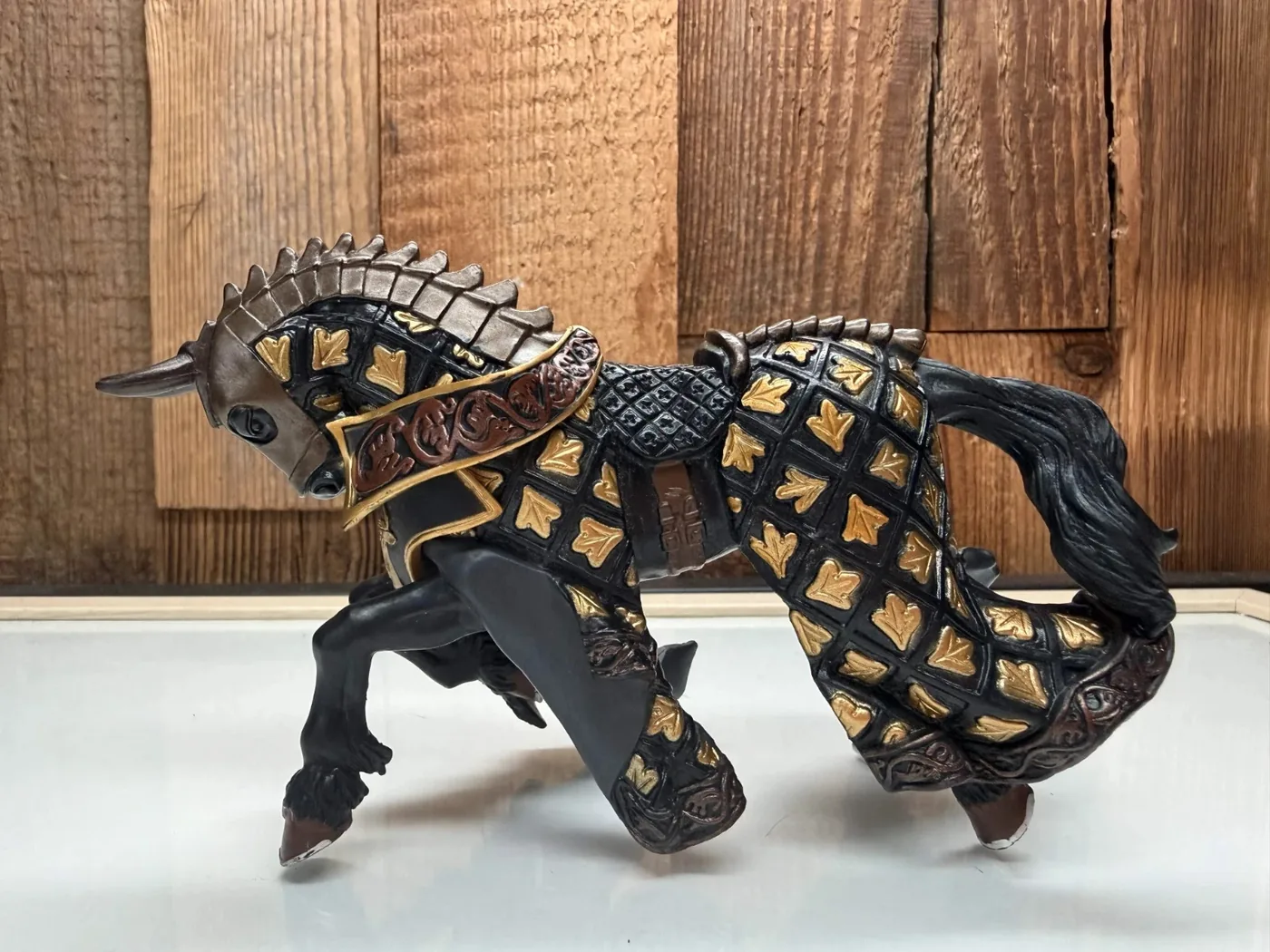 Papo Fantasy Figure Paard van de Wapenmeester (39918)