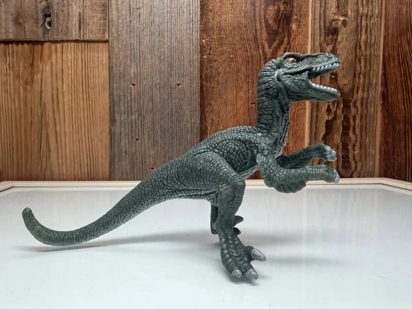 Schleich Velociraptor (McDonald's 016)
