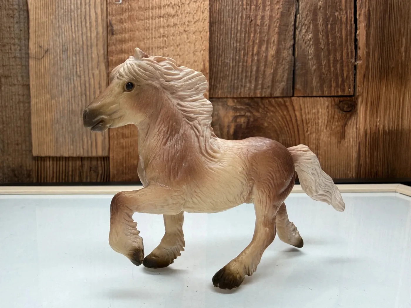 Bullyland Horse Club Ijslander Hengst (62583)