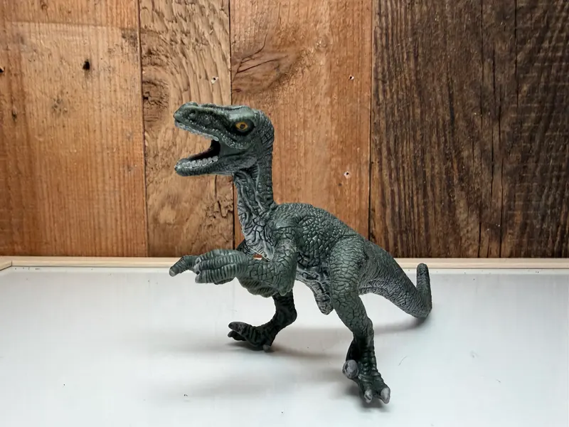 Schleich Dinosaurs Velociraptor (McDonald's 016)