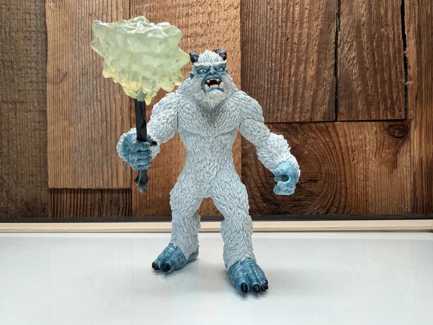 Schleich Eldrador Ijsmonster met wapen (42448)