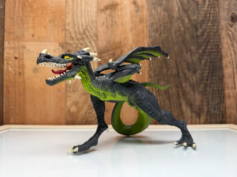 Schleich Fantasy Figure Rennende Draak Extreme Rare (70510)