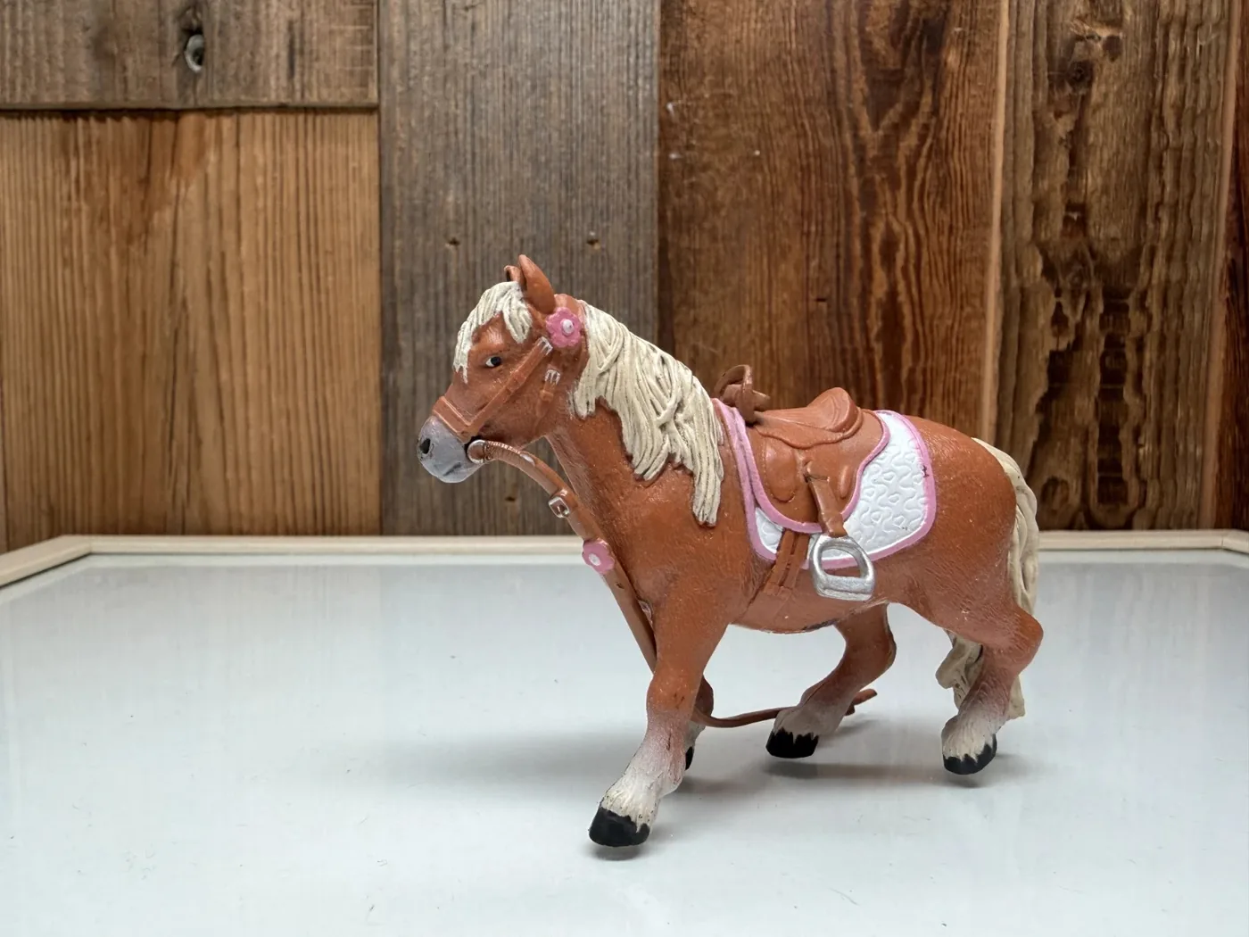 Papo Horse Club Shetlandpony met Zadel (51559)