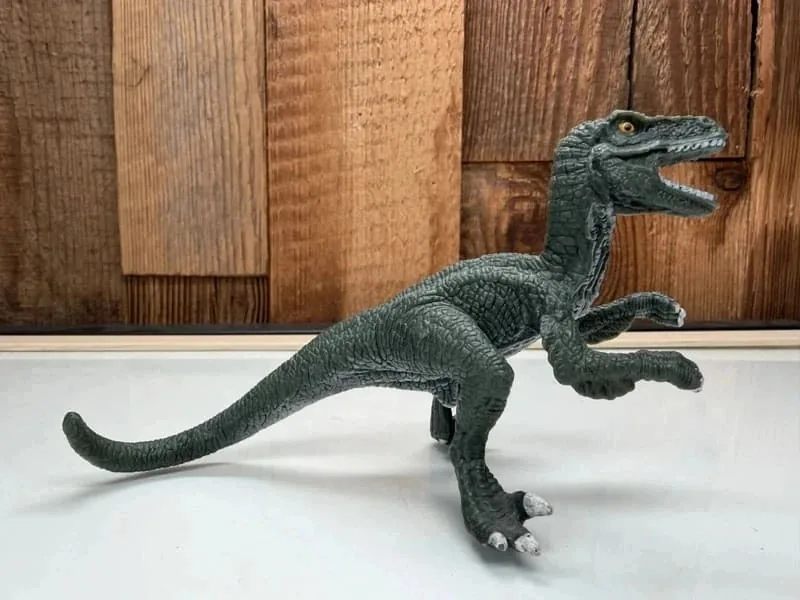Schleich Velociraptor (McDonald's 016)
