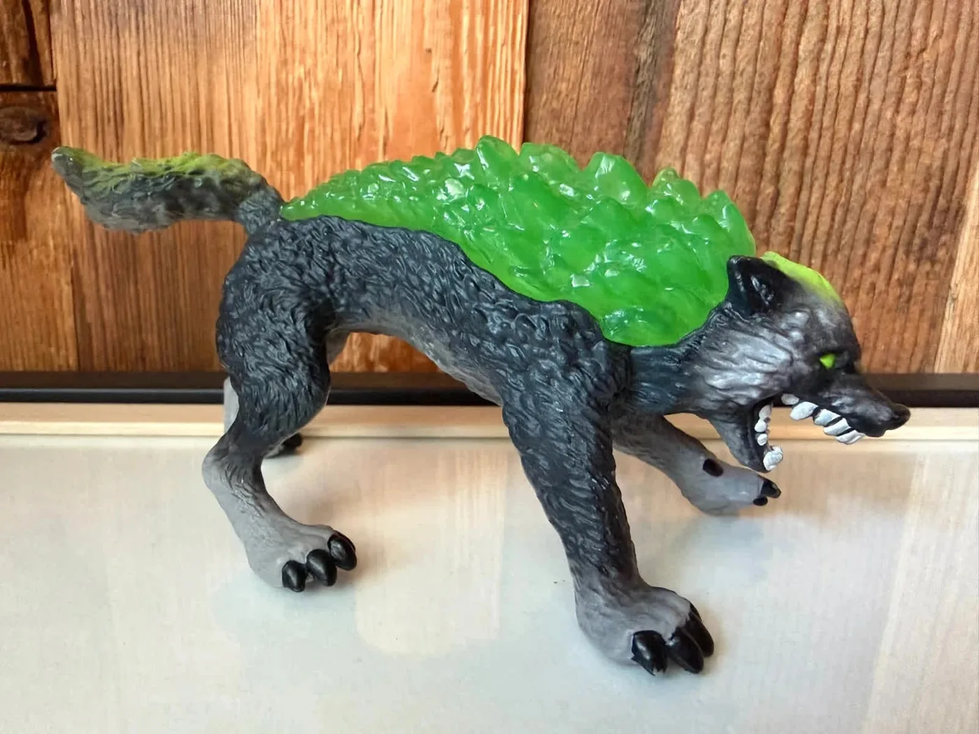 Schleich Eldrador Granieten Wolf (70153)