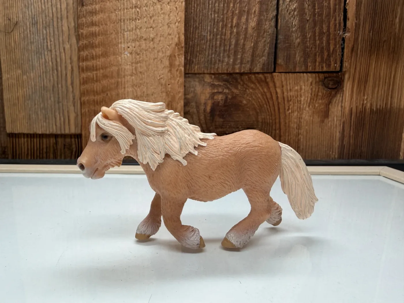 Schleich Horse Club Shetlander Merrie (42040)