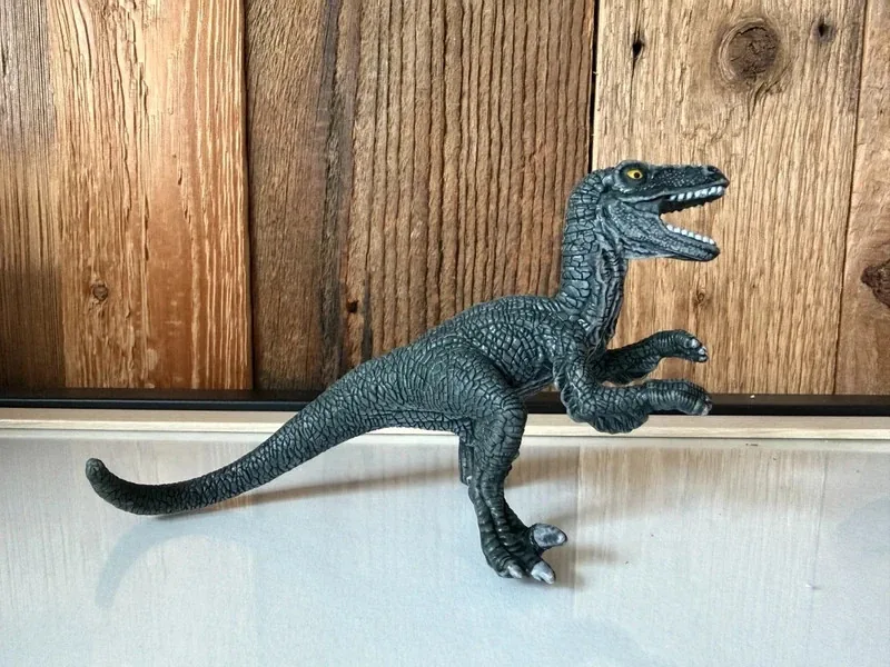Schleich Velociraptor (McDonald's 016)
