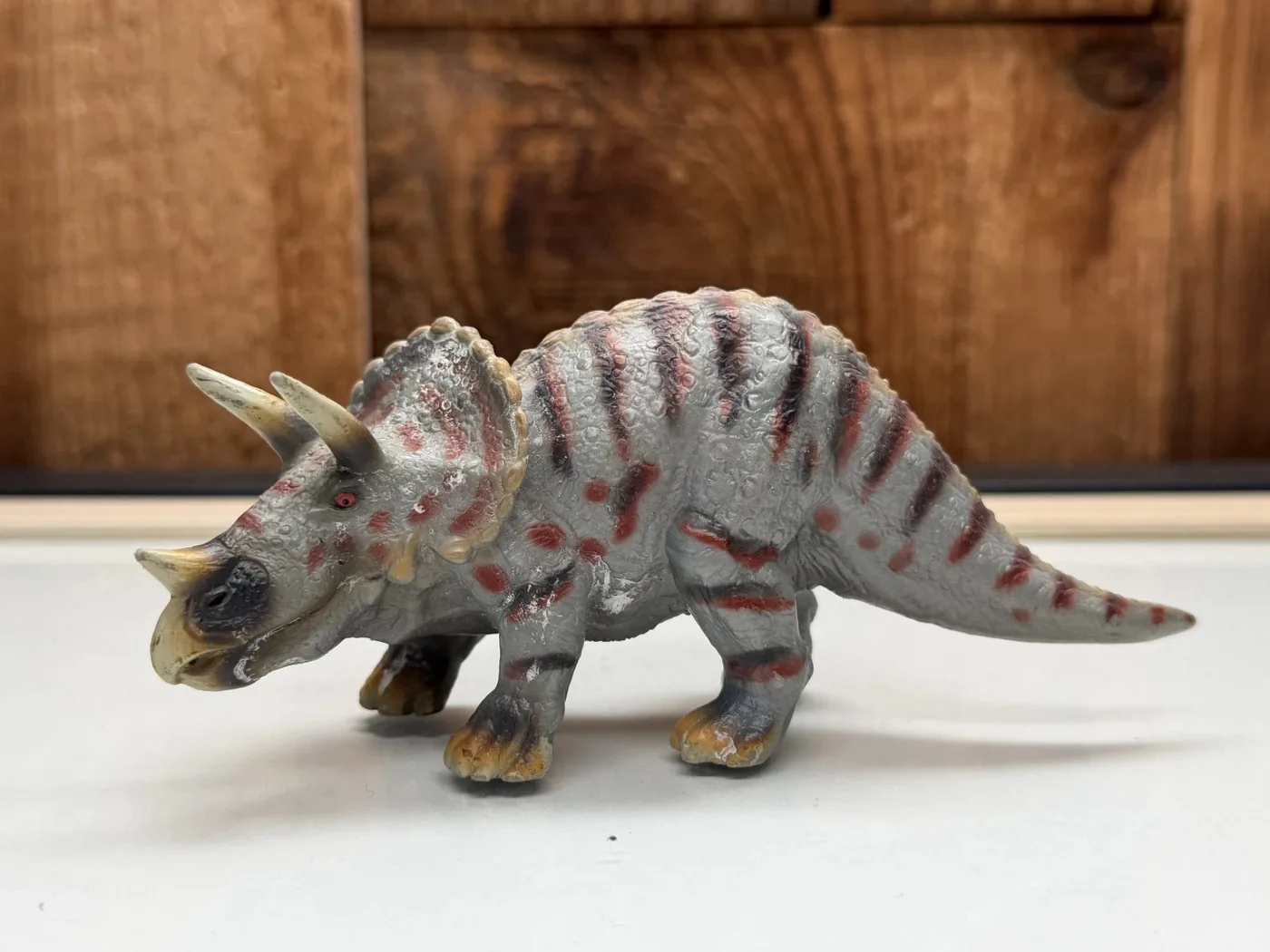 Schleich Dinosaurs Triceratops Klein (14504)