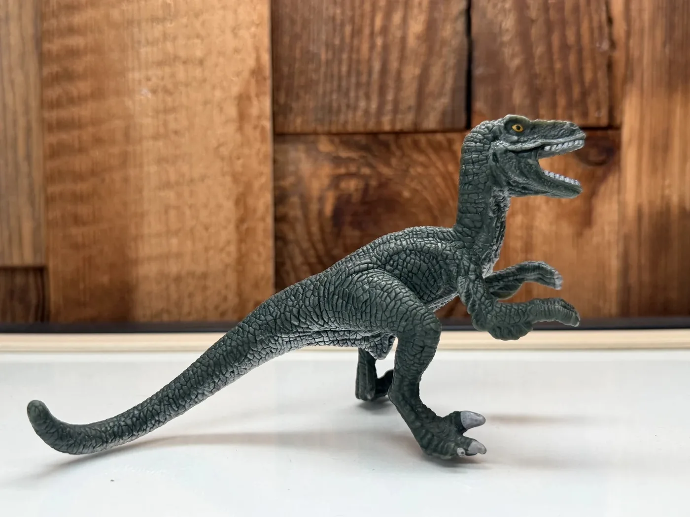 Schleich Velociraptor (McDonald's 016)